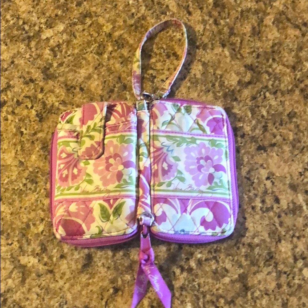 Vera Bradley pink paisley wristlet
